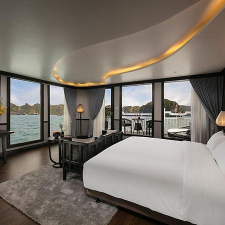 Lapinta Luxury Cruises 호텔 하롱 외부 사진